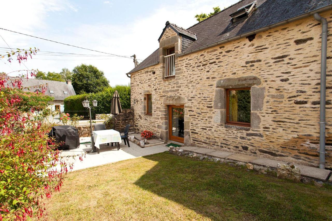 Stone Cottage With Modern Cosy Interior Near To Josselin Perfect Retreat For Writers Or Star Gazers Guégon Kültér fotó